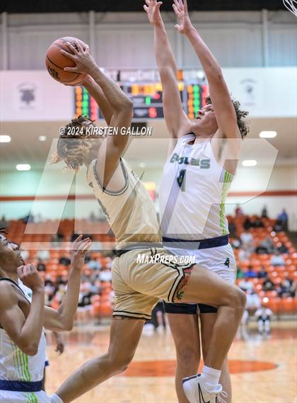 Thumbnail 2 in V.R. Eaton vs. Plano East (UIL Basketball 6A Area) photogallery.