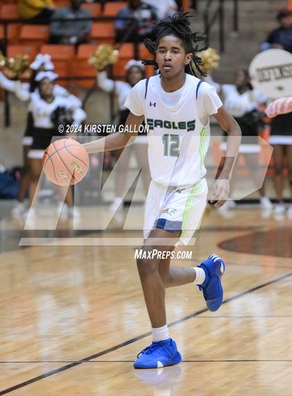 Thumbnail 1 in V.R. Eaton vs. Plano East (UIL Basketball 6A Area) photogallery.