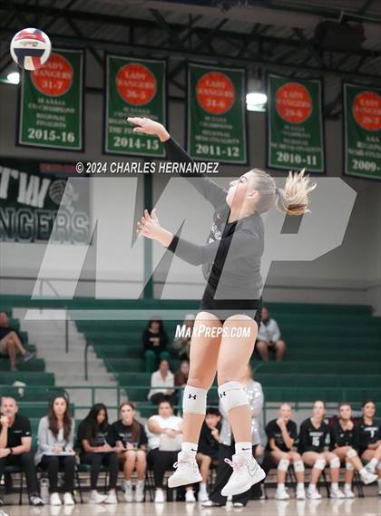 Thumbnail 2 in Stratford vs. Vandegrift (UIL 6A Volleyball Division II Semifinal) photogallery.