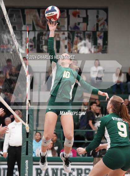 Thumbnail 3 in Stratford vs. Vandegrift (UIL 6A Volleyball Division II Semifinal) photogallery.