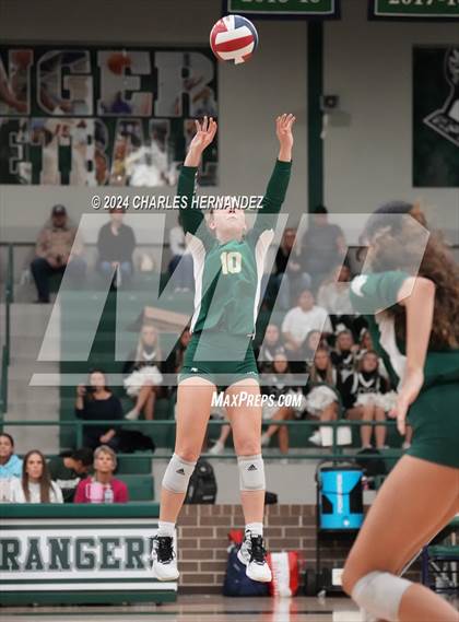 Thumbnail 3 in Stratford vs. Vandegrift (UIL 6A Volleyball Division II Semifinal) photogallery.