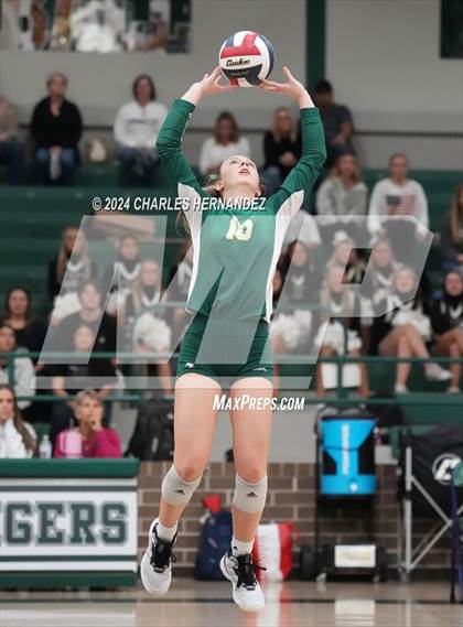 Thumbnail 2 in Stratford vs. Vandegrift (UIL 6A Volleyball Division II Semifinal) photogallery.