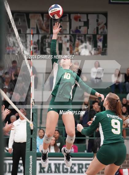 Thumbnail 1 in Stratford vs. Vandegrift (UIL 6A Volleyball Division II Semifinal) photogallery.