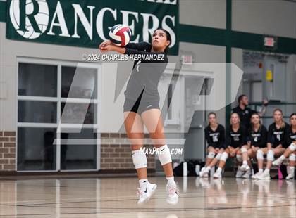 Thumbnail 2 in Stratford vs. Vandegrift (UIL 6A Volleyball Division II Semifinal) photogallery.
