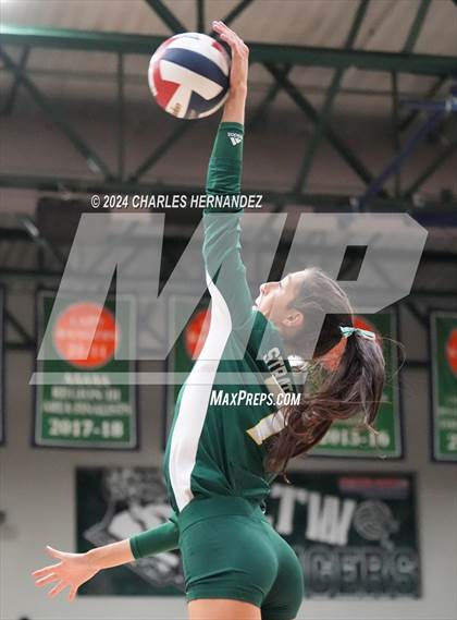 Thumbnail 1 in Stratford vs. Vandegrift (UIL 6A Volleyball Division II Semifinal) photogallery.