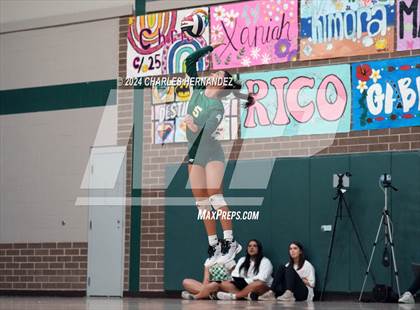 Thumbnail 2 in Stratford vs. Vandegrift (UIL 6A Volleyball Division II Semifinal) photogallery.