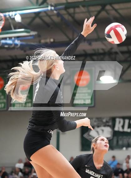 Thumbnail 3 in Stratford vs. Vandegrift (UIL 6A Volleyball Division II Semifinal) photogallery.