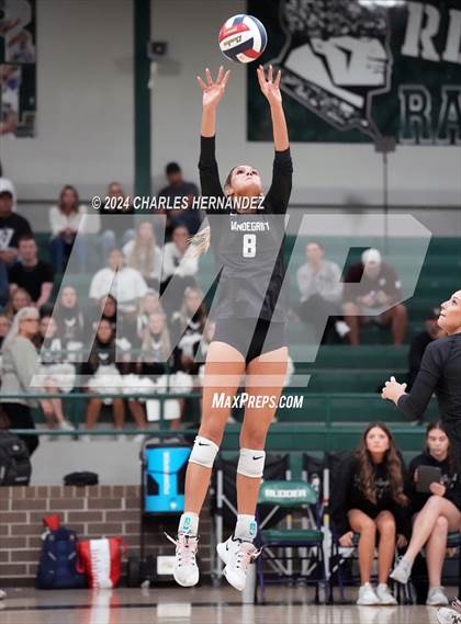Thumbnail 1 in Stratford vs. Vandegrift (UIL 6A Volleyball Division II Semifinal) photogallery.