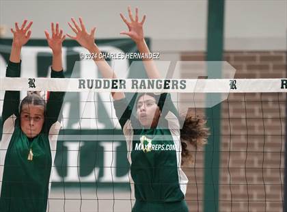 Thumbnail 1 in Stratford vs. Vandegrift (UIL 6A Volleyball Division II Semifinal) photogallery.