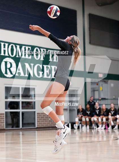 Thumbnail 2 in Stratford vs. Vandegrift (UIL 6A Volleyball Division II Semifinal) photogallery.