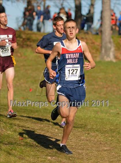 Thumbnail 1 in NYSHSAA Championships (Class B Boys) photogallery.