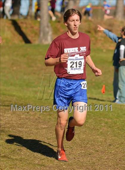 Thumbnail 2 in NYSHSAA Championships (Class B Boys) photogallery.