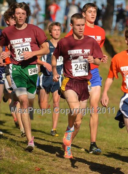 Thumbnail 1 in NYSHSAA Championships (Class B Boys) photogallery.