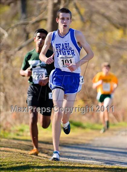 Thumbnail 3 in NYSHSAA Championships (Class B Boys) photogallery.