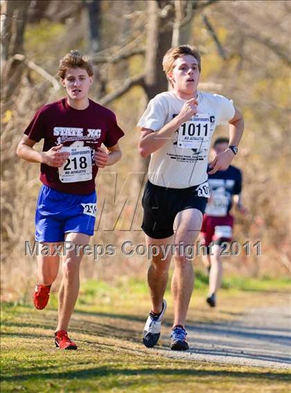 Thumbnail 2 in NYSHSAA Championships (Class B Boys) photogallery.