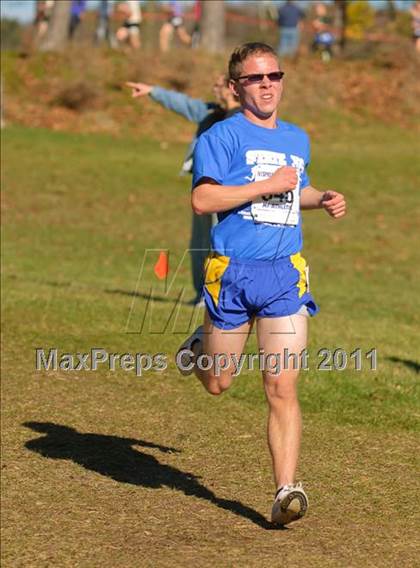 Thumbnail 3 in NYSHSAA Championships (Class B Boys) photogallery.