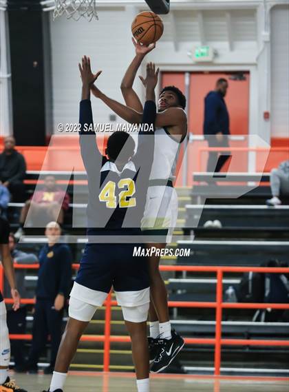 Thumbnail 1 in Campbell Hall vs Santa Monica (Beverly Hills Tournament) photogallery.