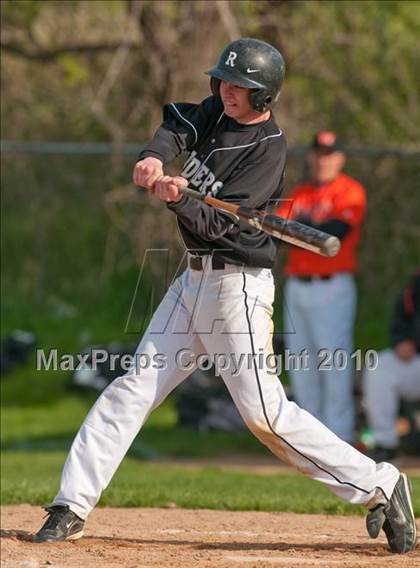 Thumbnail 1 in White Bear Lake @ Roseville photogallery.