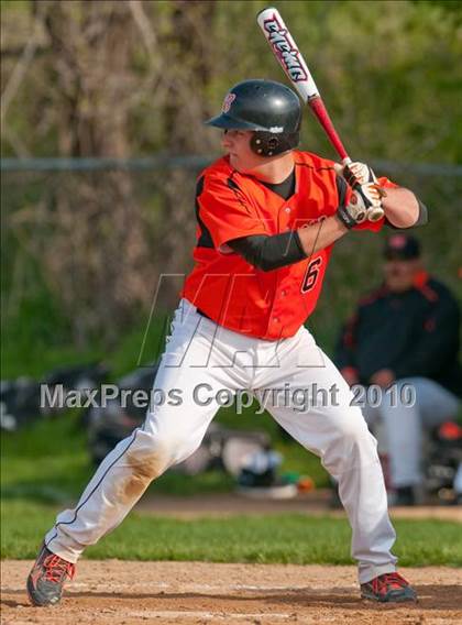 Thumbnail 1 in White Bear Lake @ Roseville photogallery.