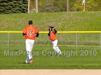 Thumbnail 1 in White Bear Lake @ Roseville photogallery.