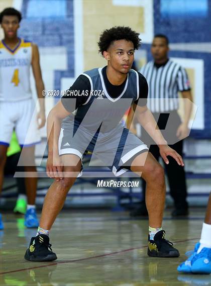 Thumbnail 1 in Foothills Christian vs. St. Bernard (Bosco Dream Showcase) photogallery.