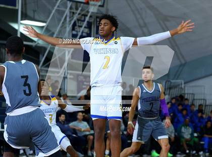 Thumbnail 3 in Foothills Christian vs. St. Bernard (Bosco Dream Showcase) photogallery.