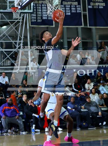 Thumbnail 2 in Foothills Christian vs. St. Bernard (Bosco Dream Showcase) photogallery.