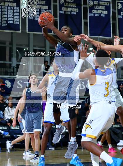 Thumbnail 3 in Foothills Christian vs. St. Bernard (Bosco Dream Showcase) photogallery.