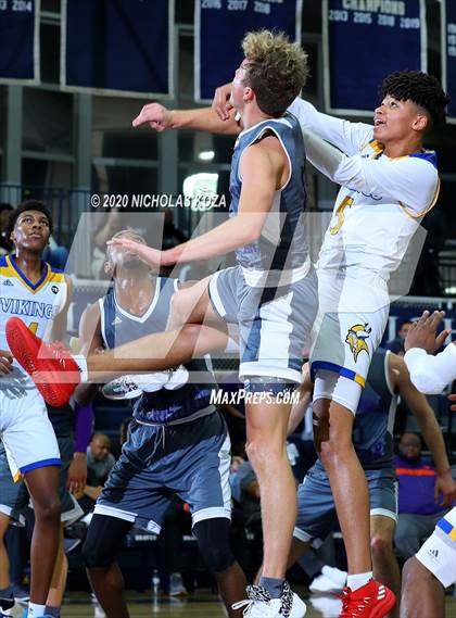 Thumbnail 1 in Foothills Christian vs. St. Bernard (Bosco Dream Showcase) photogallery.