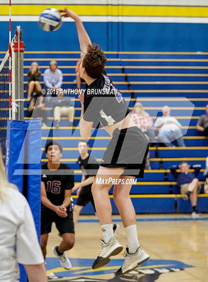 Thumbnail 1 in Vista del Lago @ Del Campo photogallery.