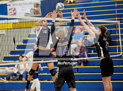 Thumbnail 1 in Vista del Lago @ Del Campo photogallery.