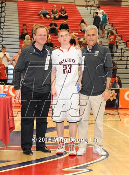 Thumbnail 2 in Viewpoint vs. Harvard-Westlake (CIF SoCal Regional D4 Final) photogallery.
