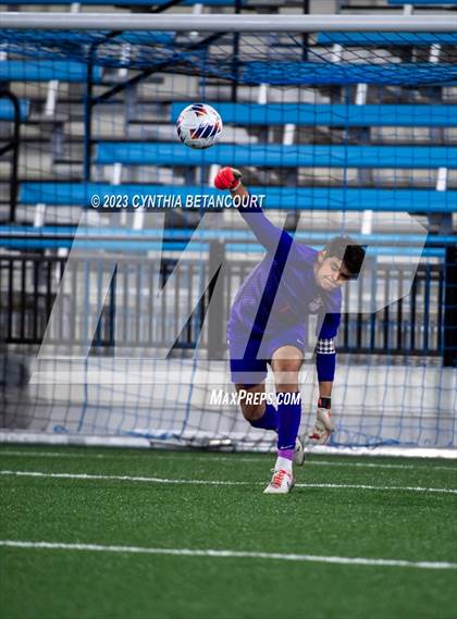 Thumbnail 3 in Broomfield vs Denver East (CHSAA 5A Championship) photogallery.