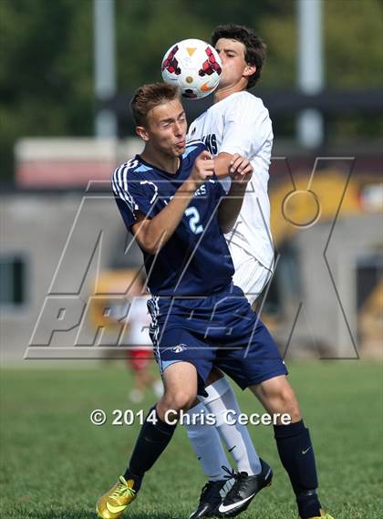 Thumbnail 2 in Gates Chili vs. Eastridge photogallery.