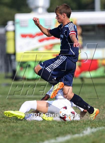 Thumbnail 3 in Gates Chili vs. Eastridge photogallery.