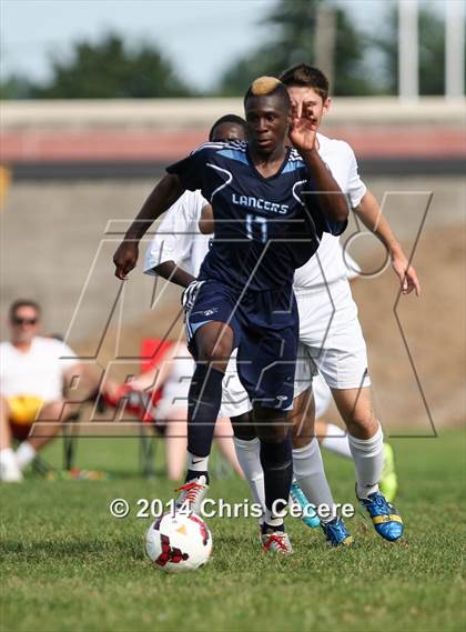 Thumbnail 3 in Gates Chili vs. Eastridge photogallery.