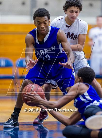 Thumbnail 2 in Warren vs. Marshall photogallery.