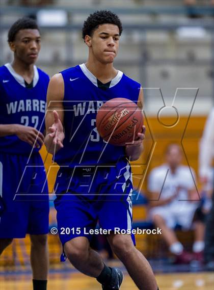 Thumbnail 1 in Warren vs. Marshall photogallery.