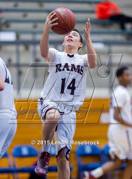 Thumbnail 2 in Warren vs. Marshall photogallery.