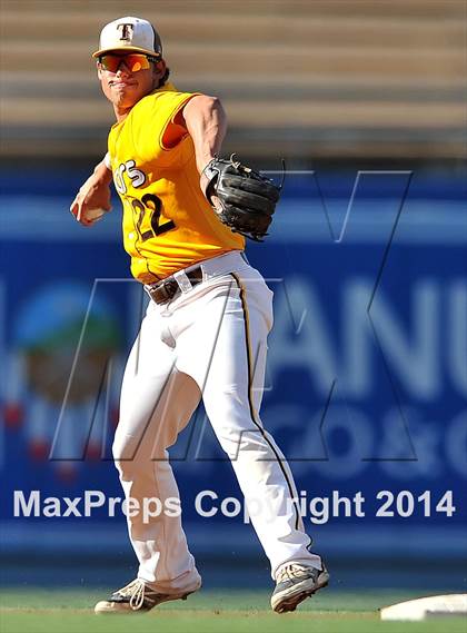 Thumbnail 2 in Temecula Valley vs. Aliso Niguel (CIF SS DIV 2 Final) photogallery.
