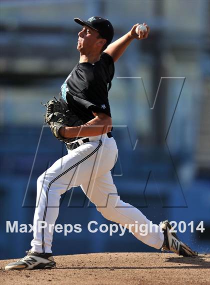 Thumbnail 1 in Temecula Valley vs. Aliso Niguel (CIF SS DIV 2 Final) photogallery.