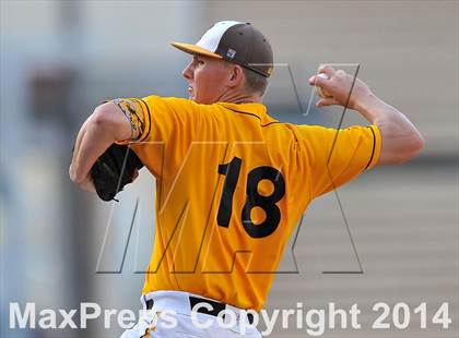 Thumbnail 2 in Temecula Valley vs. Aliso Niguel (CIF SS DIV 2 Final) photogallery.