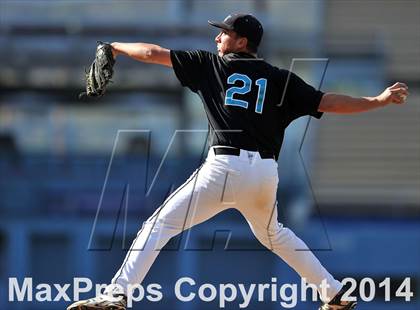 Thumbnail 3 in Temecula Valley vs. Aliso Niguel (CIF SS DIV 2 Final) photogallery.