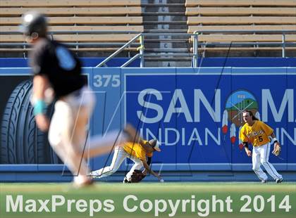 Thumbnail 3 in Temecula Valley vs. Aliso Niguel (CIF SS DIV 2 Final) photogallery.