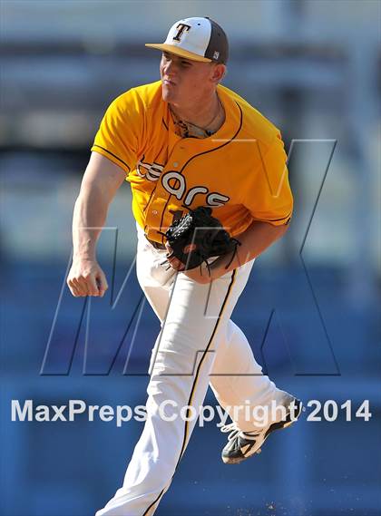 Thumbnail 1 in Temecula Valley vs. Aliso Niguel (CIF SS DIV 2 Final) photogallery.