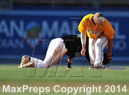 Thumbnail 2 in Temecula Valley vs. Aliso Niguel (CIF SS DIV 2 Final) photogallery.
