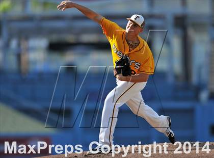 Thumbnail 1 in Temecula Valley vs. Aliso Niguel (CIF SS DIV 2 Final) photogallery.