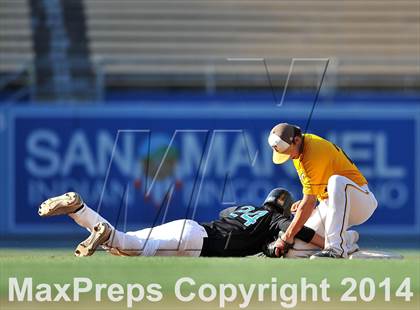 Thumbnail 2 in Temecula Valley vs. Aliso Niguel (CIF SS DIV 2 Final) photogallery.