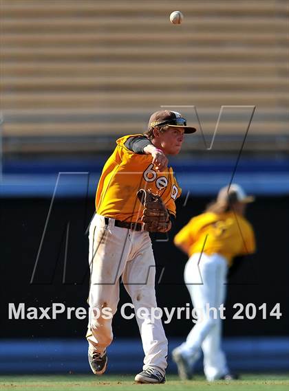Thumbnail 1 in Temecula Valley vs. Aliso Niguel (CIF SS DIV 2 Final) photogallery.