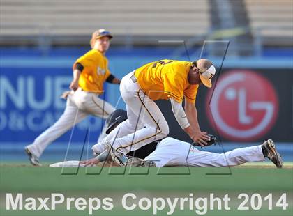 Thumbnail 3 in Temecula Valley vs. Aliso Niguel (CIF SS DIV 2 Final) photogallery.